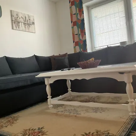 Garaplina No 1 Apartment